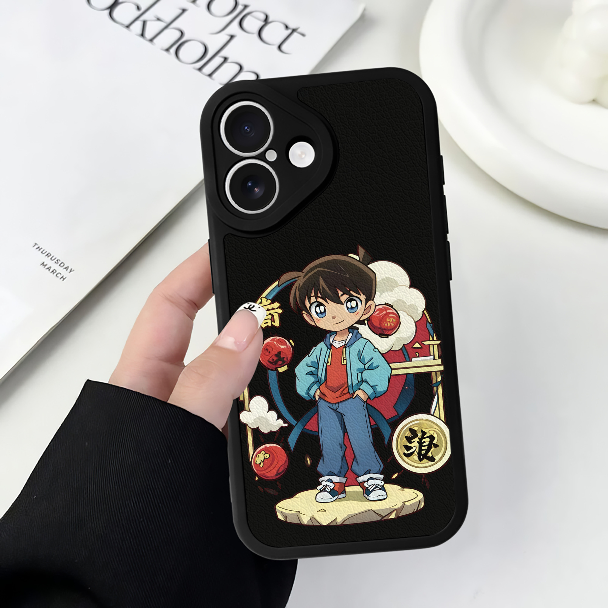 （画像用） 名探偵コナン 江戸川 コナン Detective Conan Conan Edogawa 【iPhone 16シリーズ対応】シリコンスマホケース（レザー調） 材質：シリコン